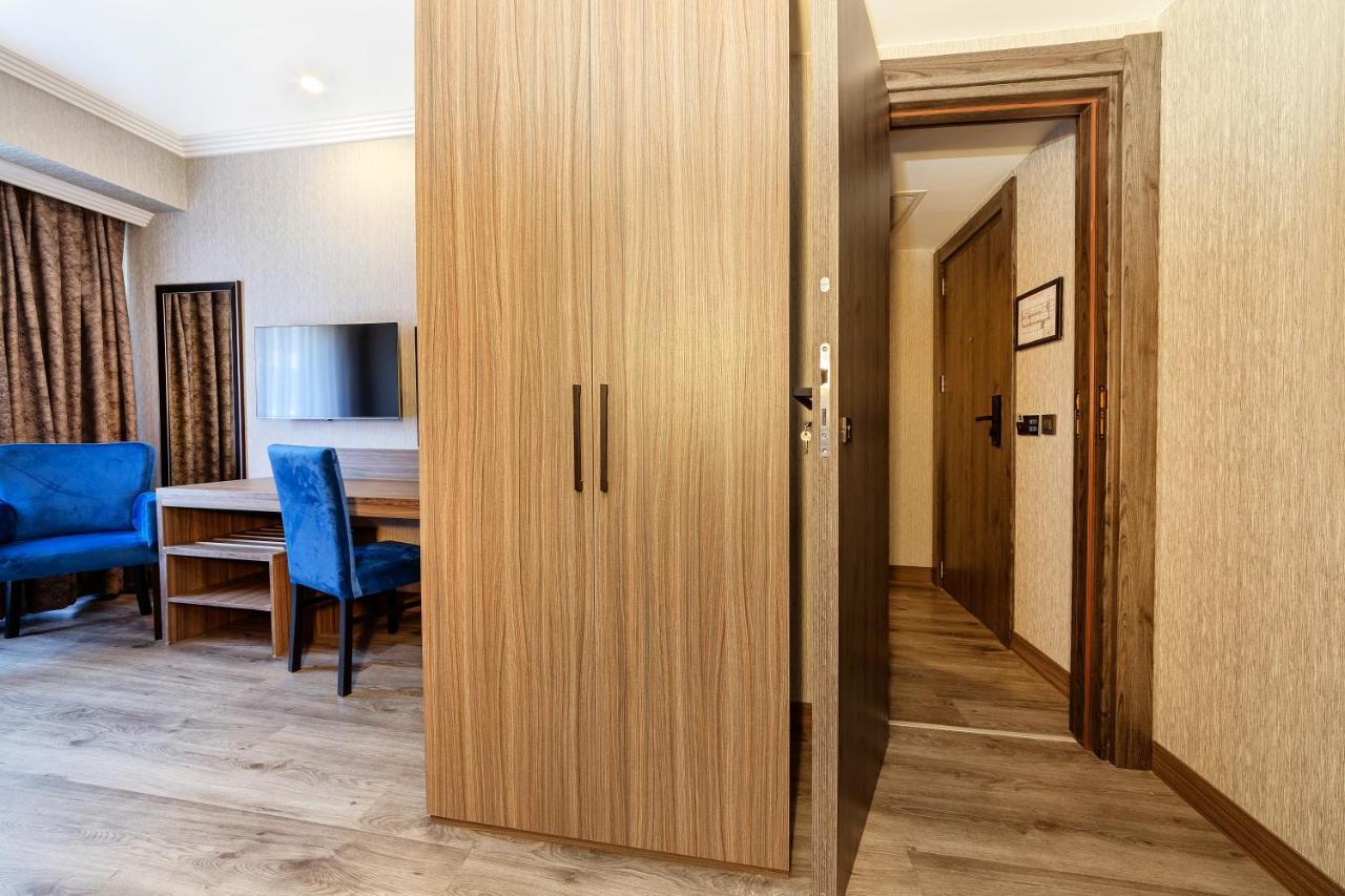Demiray Hotel Old City Stambuł Zewnętrze zdjęcie A room at the hotel